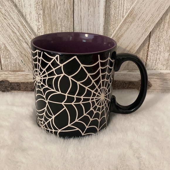 Novogratz Halloween Spiderweb Mug - Picture 1 of 6